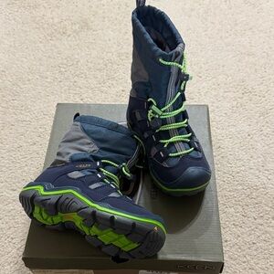KEEN Kids' Navy and Lime Snow Boots